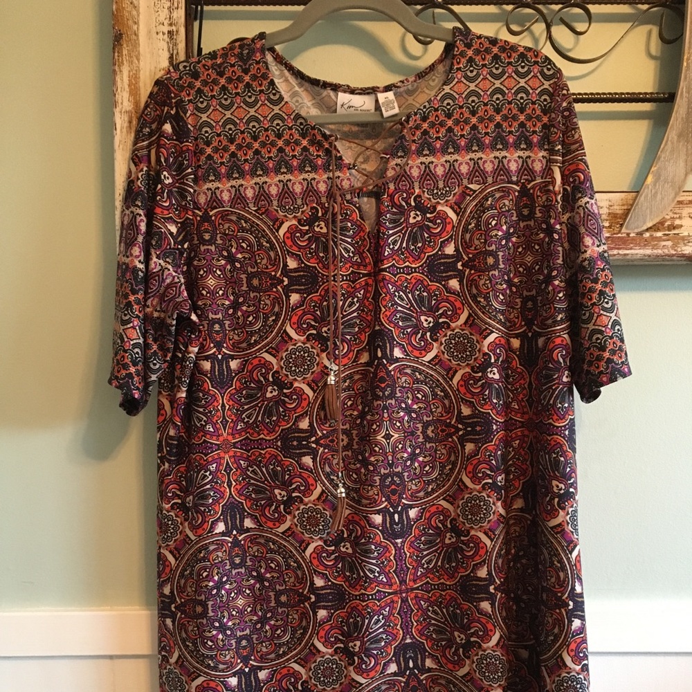 Kim Roger Jersey knit top.